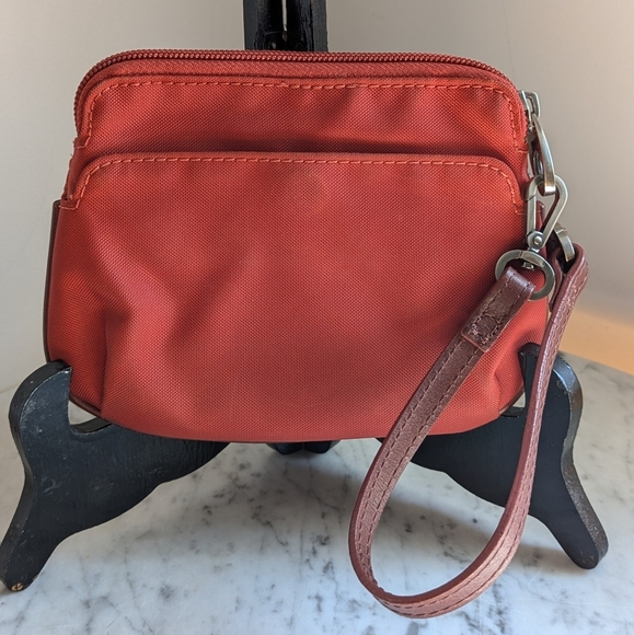 Mosey Wristlet / Wallet - Picture 3 of 9